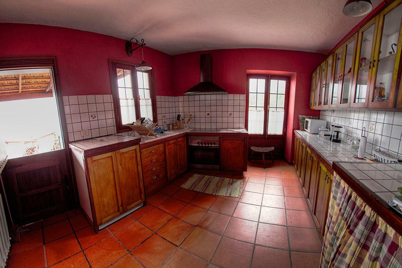 Geranios Rojos Pensionat Las Rosas  Exteriör bild